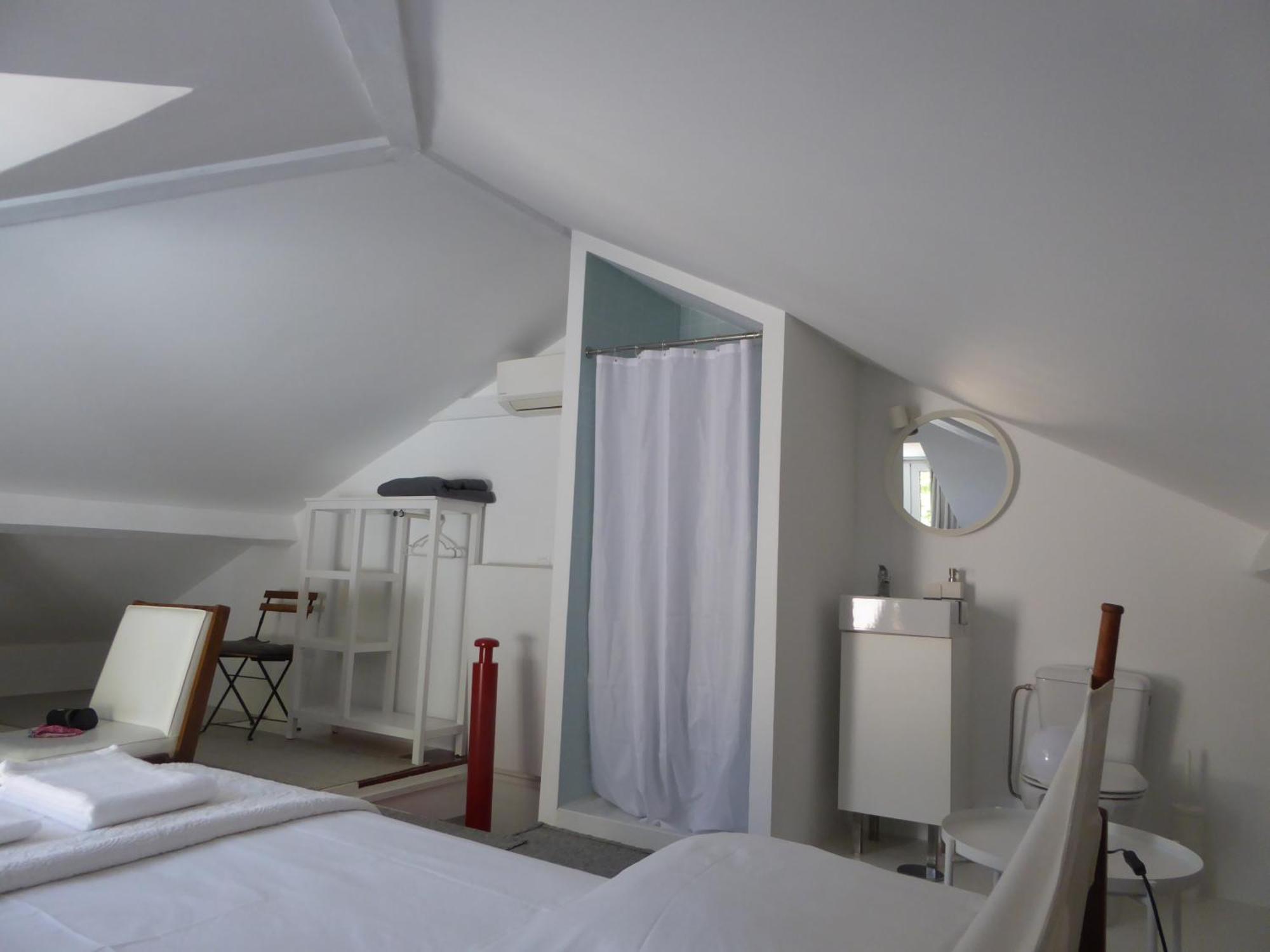 Cozy Independent Room Lisbon Luaran gambar